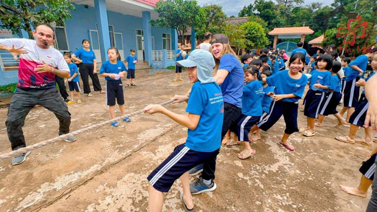 Отель Nha May Man Krong No - Dak Nong Buon Kuop Экстерьер фото