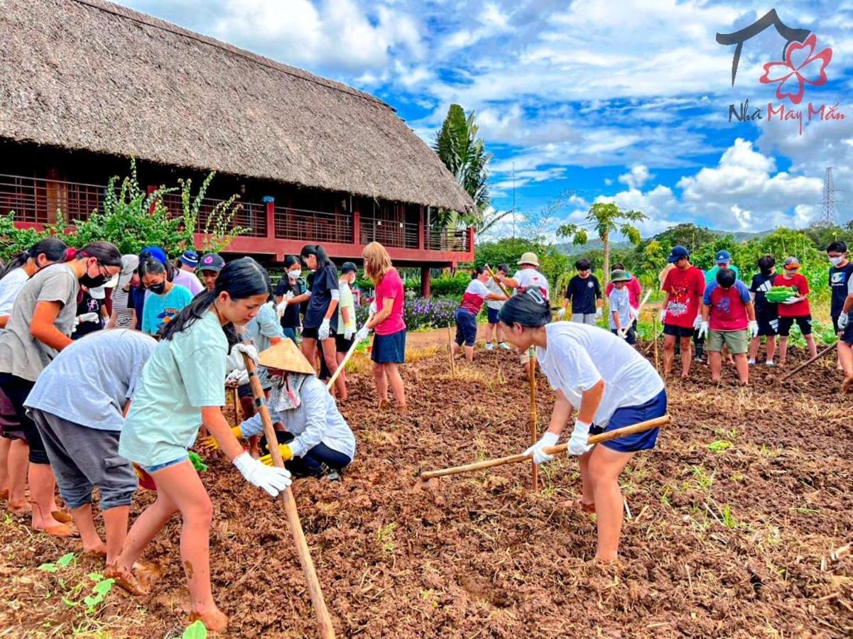 Отель Nha May Man Krong No - Dak Nong Buon Kuop Экстерьер фото