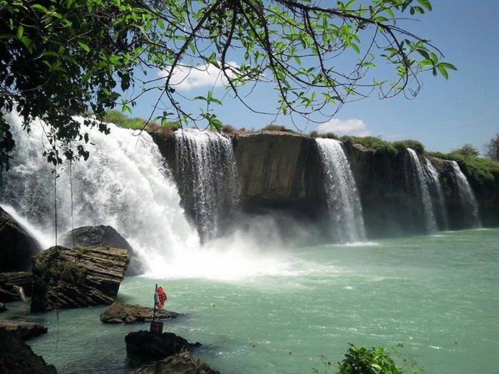 Отель Nha May Man Krong No - Dak Nong Buon Kuop Экстерьер фото